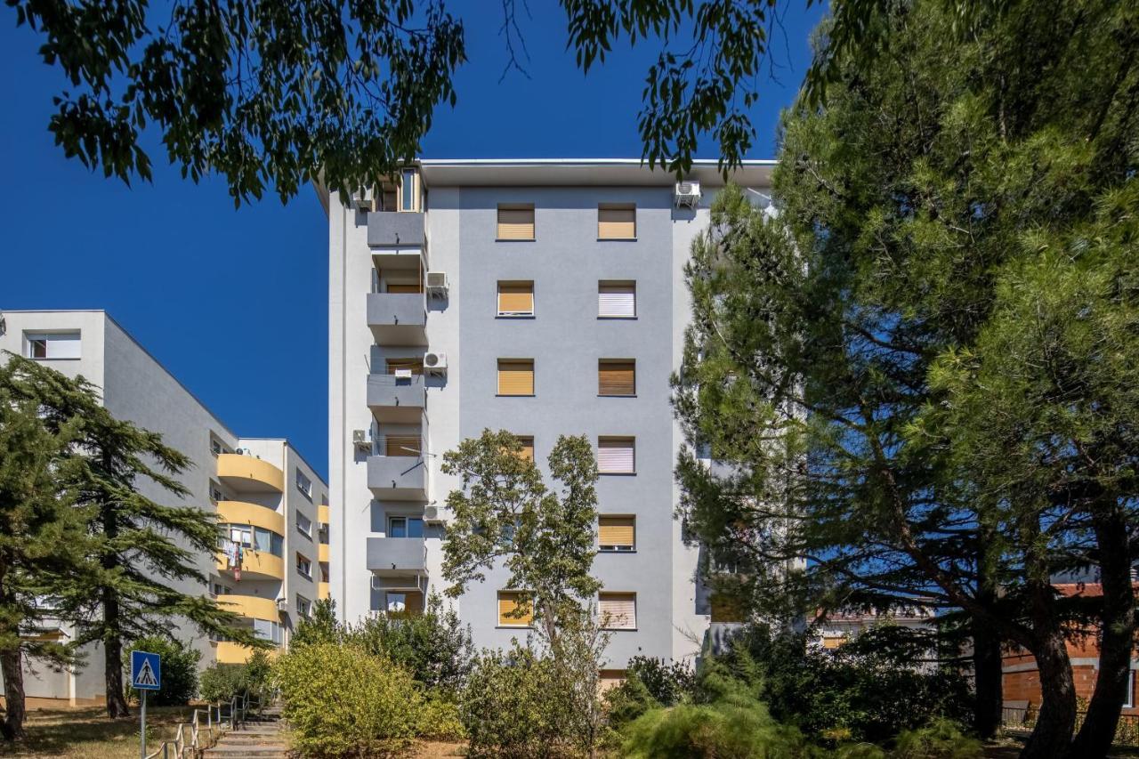 Blue Allure Apartment Rijeka Bagian luar foto